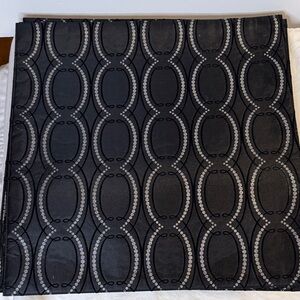 Black Satin placemat with Silver Oval Chain Pattern, 4 piece